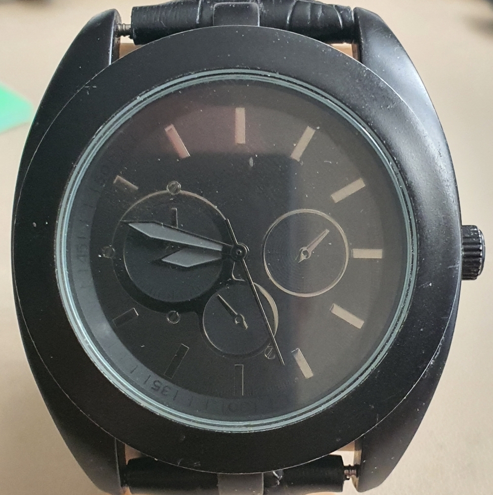 10/$20 Accutime Black Leather Men's Watch